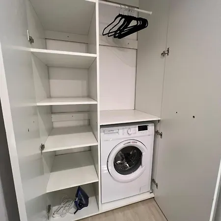 Apartment Den2 By Van